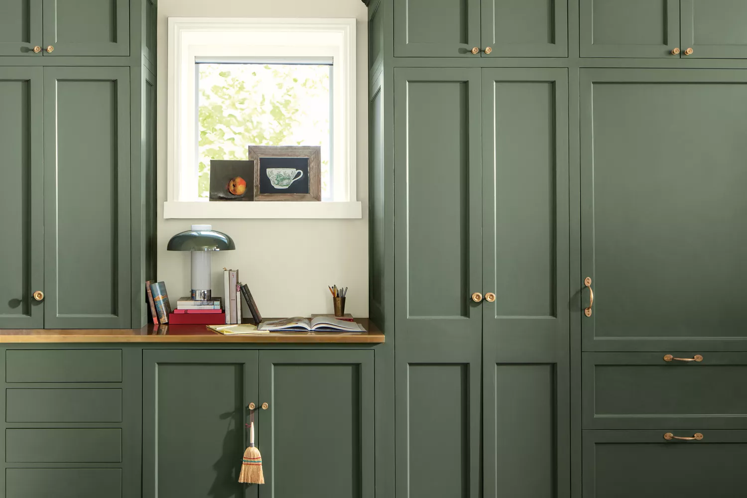 Benjamin Moore Predicts These 10 Paint Colors Will Trend in 2025