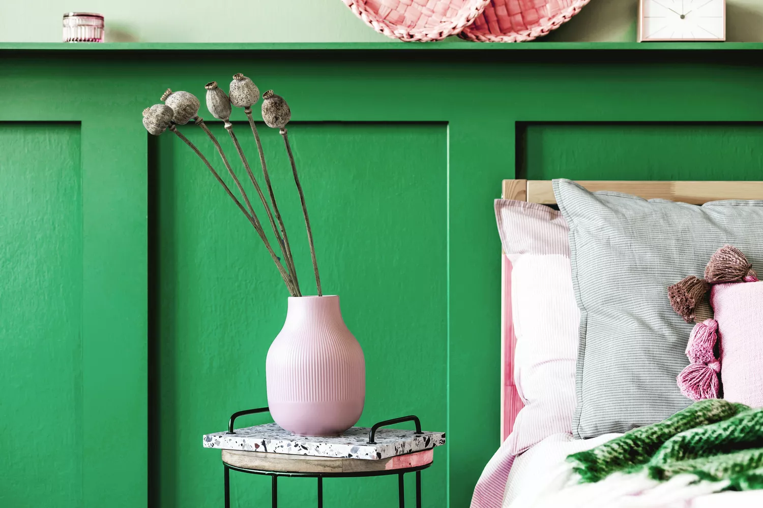 Designers Rank the Top 5 Paint Colors for Winter, From Rich Green to Warm Neutrals